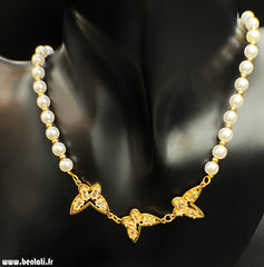 Butterfly model pearl necklace
