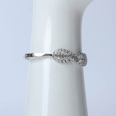 Bracelet with crystal leaves for women's accessories by Bentati Fashion Dubai