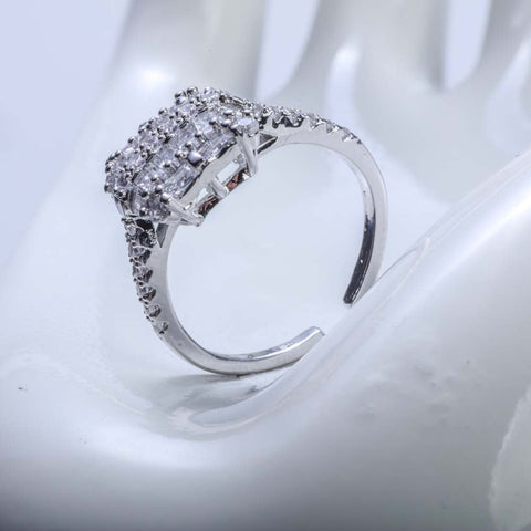 Silver crystal ring for women's accessories by Bentati Fashion Dubai