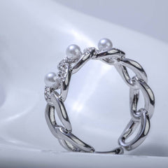 Silver ring with pearl and crystal stones for women's accessories by Bentati Fashion Dubai