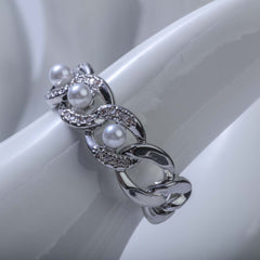 Silver ring with pearl and crystal stones for women's accessories by Bentati Fashion Dubai