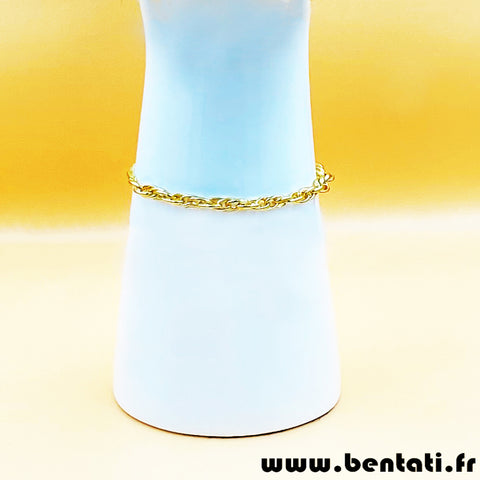 Stylish chain bracelet