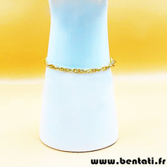 Stylish chain bracelet