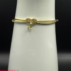 Infinity bangle With Crystal